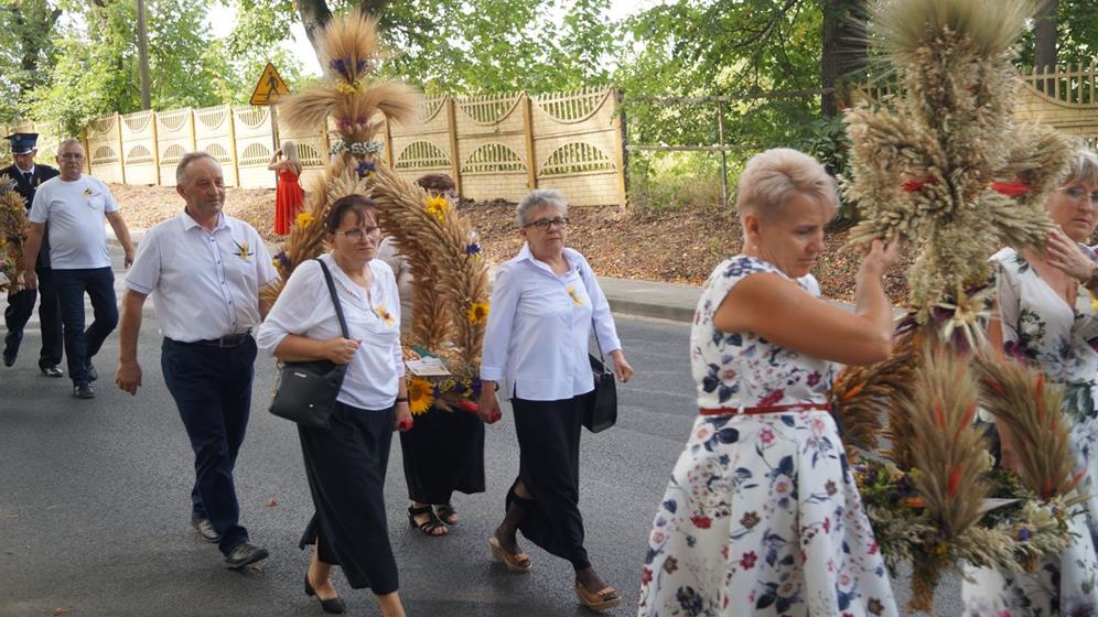  DOŻYNKI GMINNE w naszym kościele 