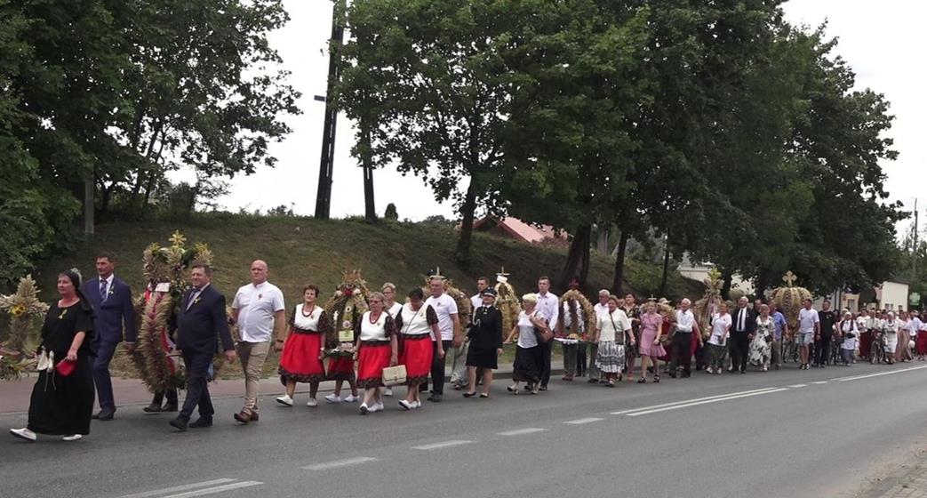  DOŻYNKI GMINNE w naszym kościele 