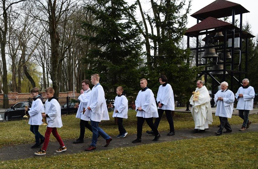  NABOŻEŃSTWA   WIELKANOCNE 