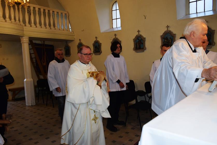  NABOŻEŃSTWA   WIELKANOCNE 