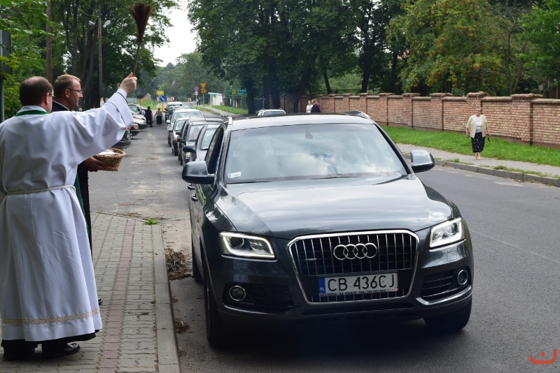 święcenie pojazdów