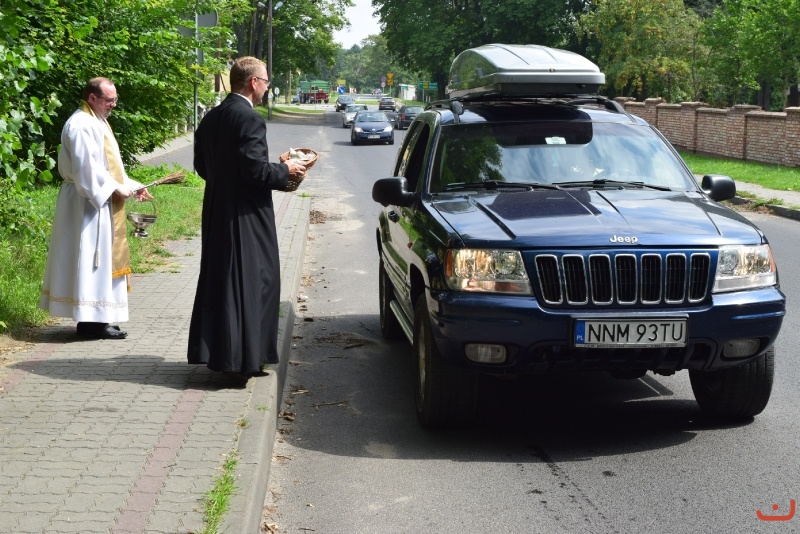 święcenie pojazdów